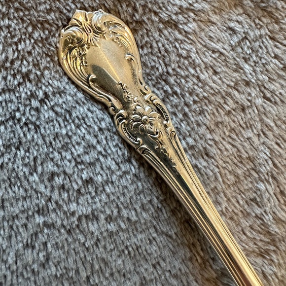 Towle .925 Sterling Old Master 2001 Christmas Snowflake Silver Sugar Spoon